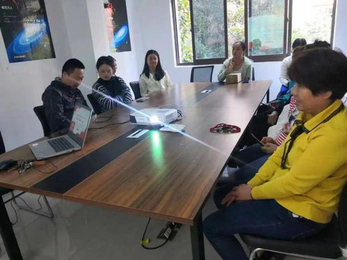相逢同学习 合作共成长,10月南昌市家庭教育服务项目在全市持续进行中