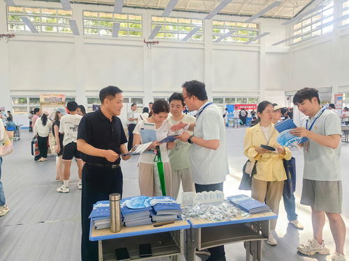 蚌埠学院2025年线下进中学系列志愿填报咨询服务活动圆满收官
