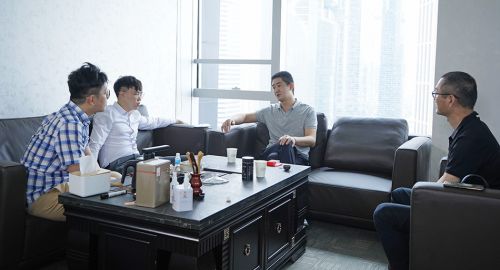热烈庆祝空格控股集团加入 广东省继续教育协会 ,会员单位授牌仪式成功举办